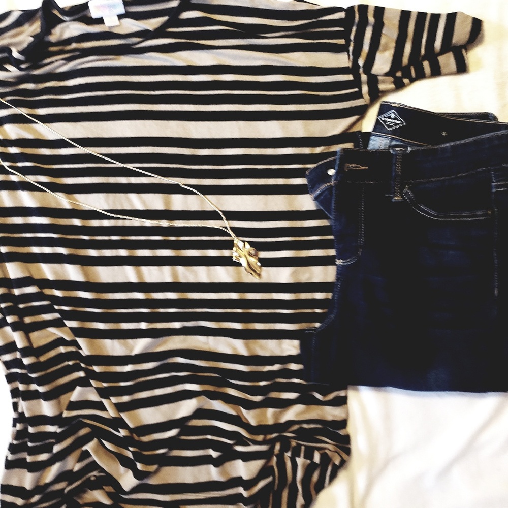 LuLaRoe Small tan and black Irma